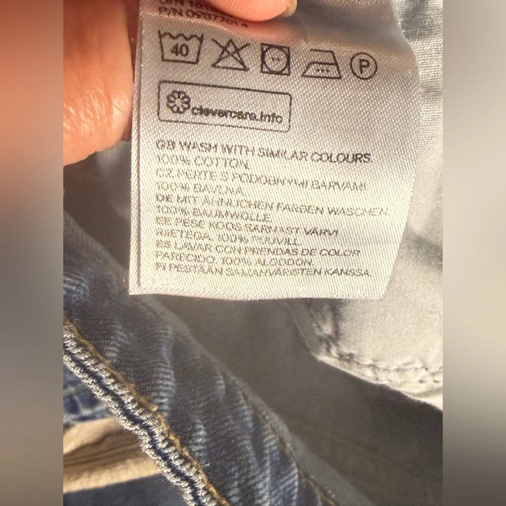 DIVIDED H&M High-Rise Ultra Wide Leg Jeans 100% Cotton Blue Size 12 - Picture 5 of 6